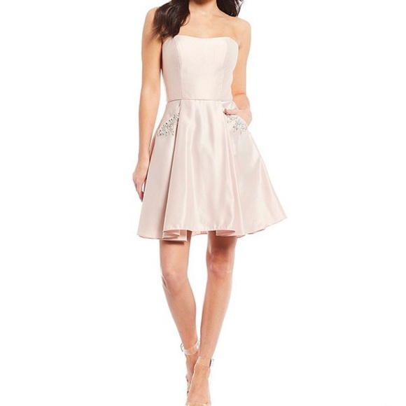 🤍Blush pink Prom Dress🤍 - Picture 3 of 3